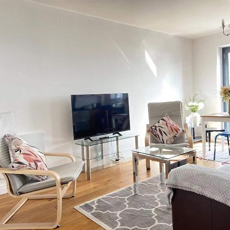 Beach Front Apt With Stunning Sea View Swansea Exterior photo