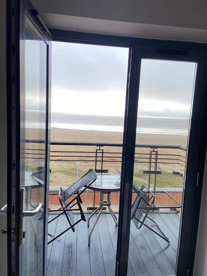 Beach Front Apt With Stunning Sea View Swansea Exterior photo